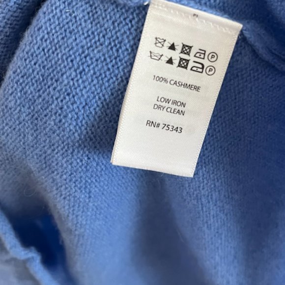 Tahari 2-Ply Blue Cashmere turtleneck Sweater - Picture 4 of 6